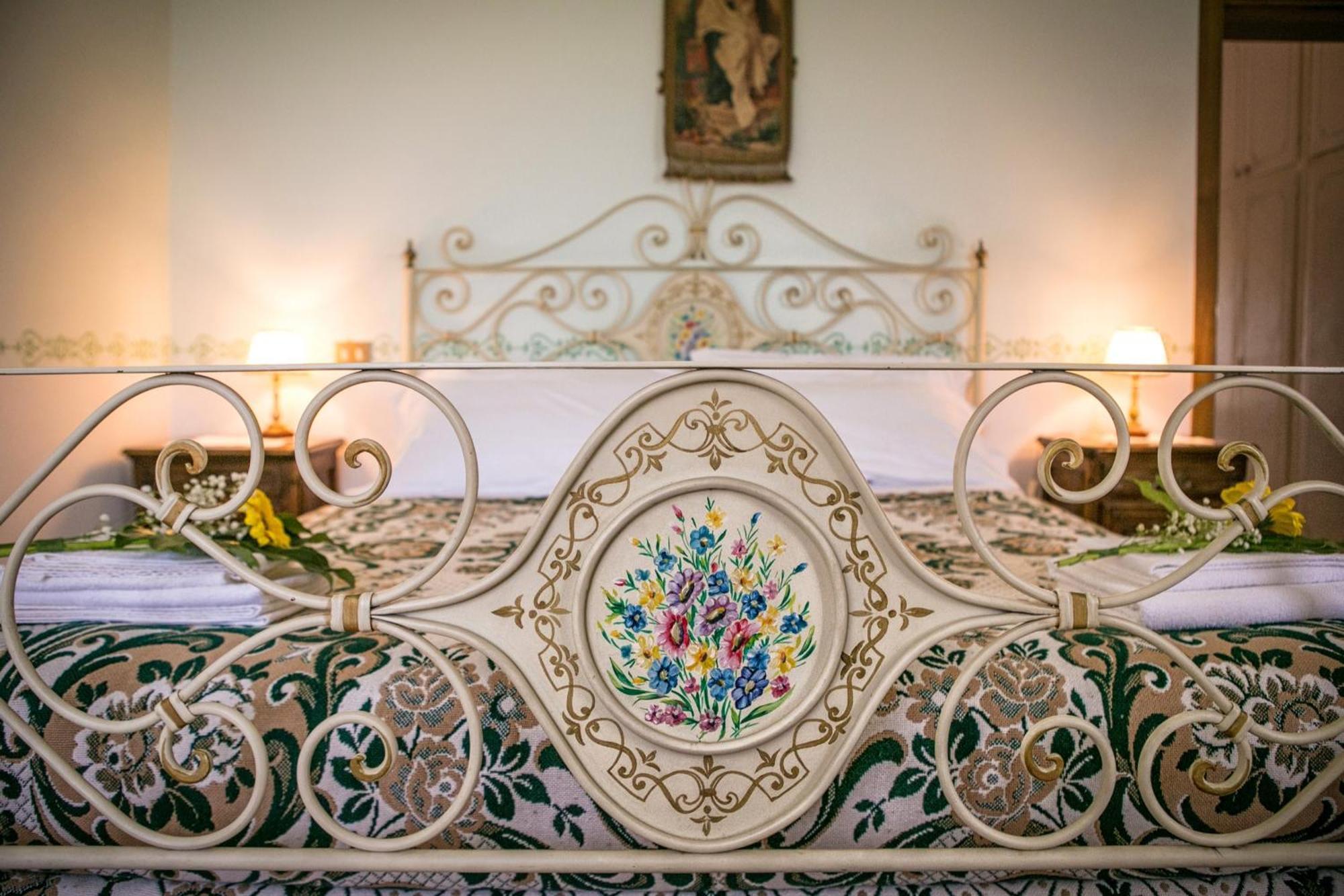 Villa Rosy Assise Extérieur photo