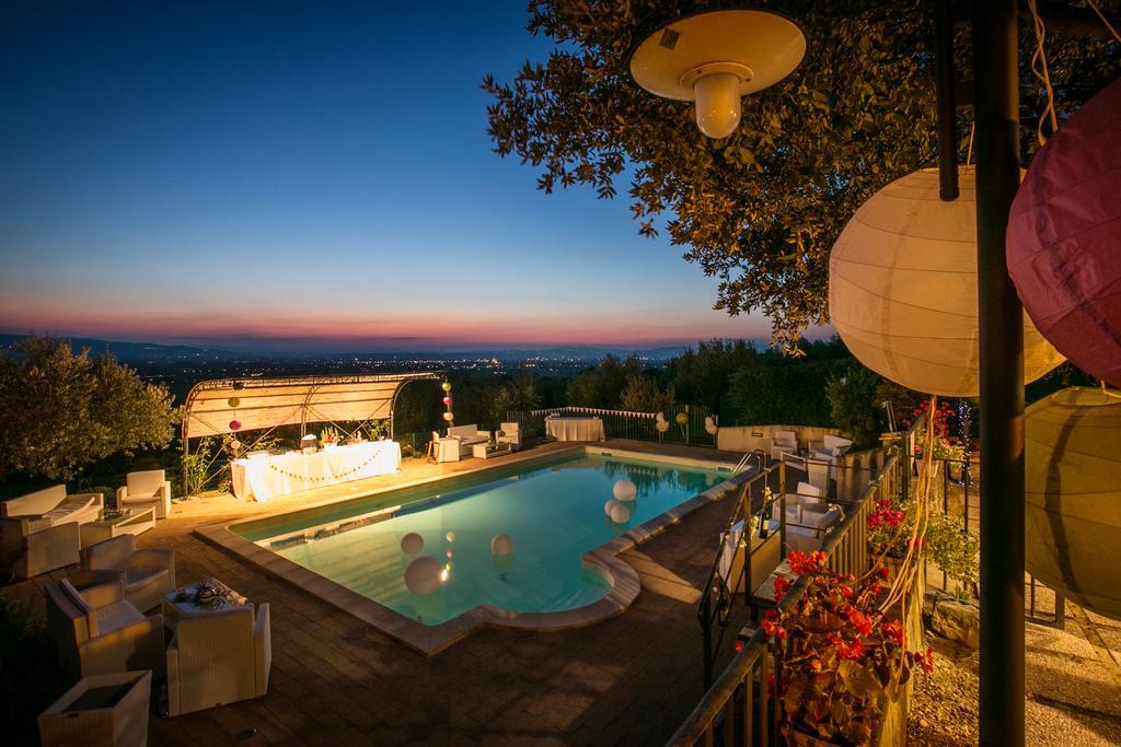 Villa Rosy Assise Extérieur photo
