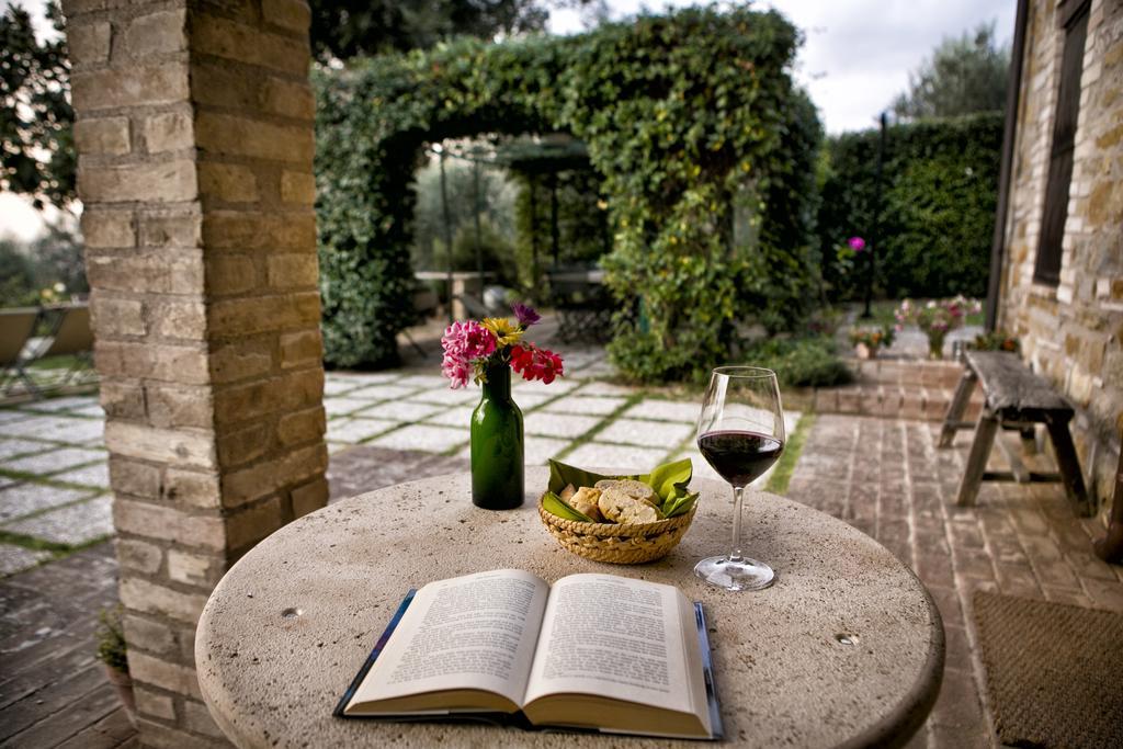 Villa Rosy Assise Extérieur photo