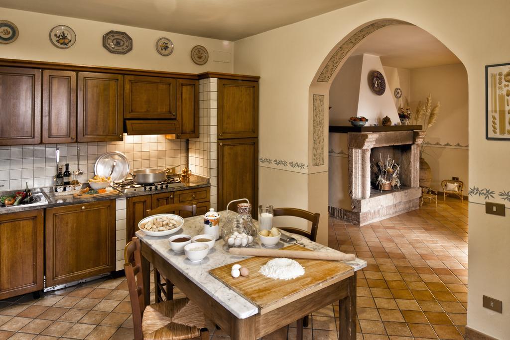 Villa Rosy Assise Extérieur photo