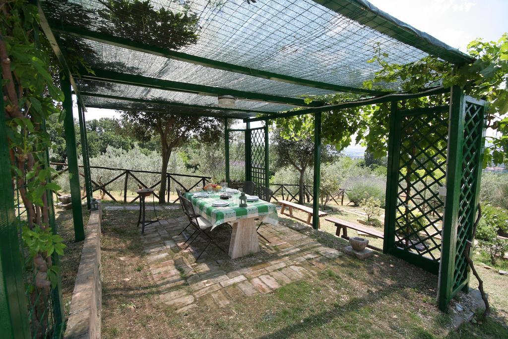 Villa Rosy Assise Extérieur photo